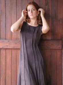 SILVIA DI SANTO Váy chữ A xếp ly không tay mới cho mùa hè - màu nâu - Xem 4