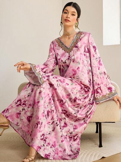 Al Najma Women's Elegant Floral Print V-Neck Flare Sleeve Lace Patchwork Maxi Dress, Vacation Style, Spring/Autumn