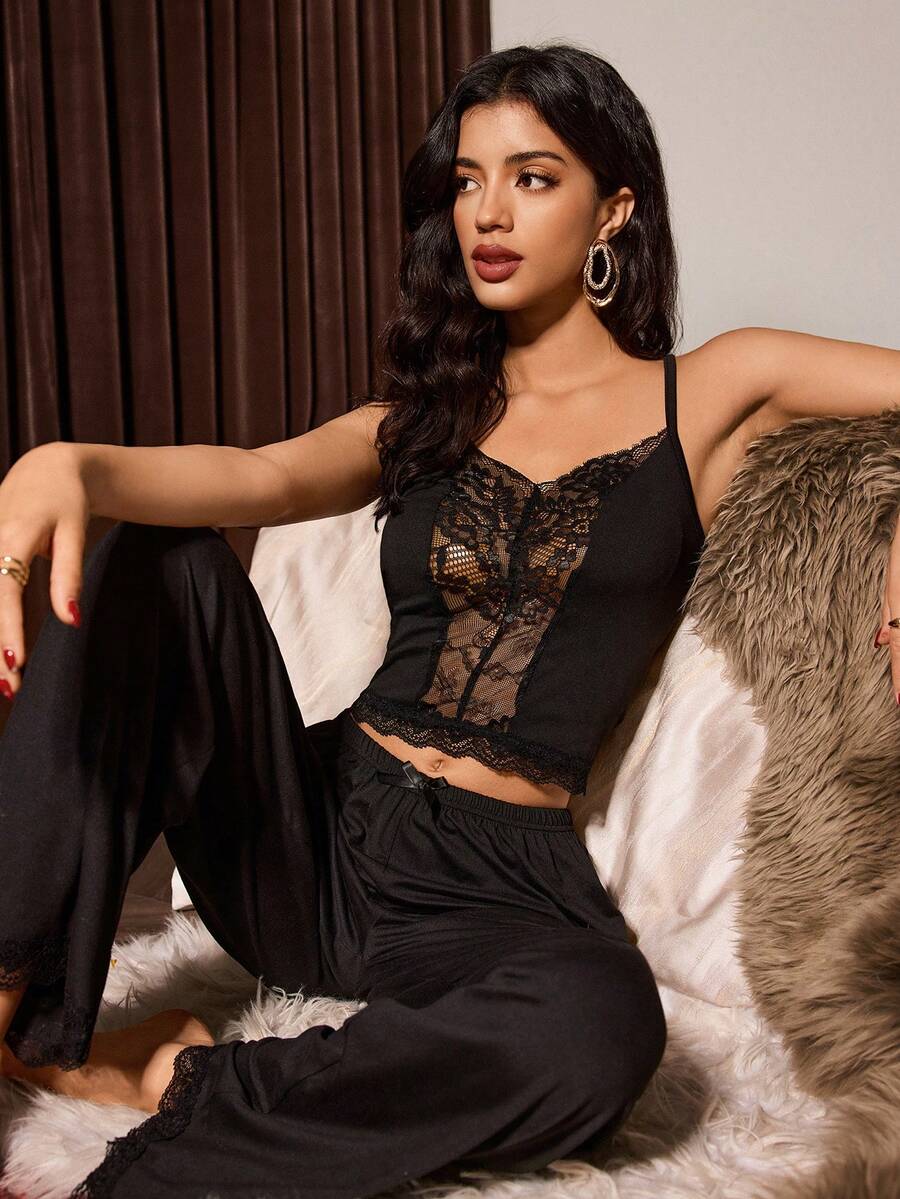 Slumberist 性感成熟蕾丝拼接修身吊带背心和长裤女士睡衣套装 - 黑色 - 查看 1