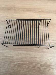 1个可伸缩金属置物架 - 节省空间，超级耐用，可调节收纳空间，适用于厨房、食品储藏室和橱柜 - 防滑防锈调料架，非常适合家庭和餐厅使用 - 黑色 - 查看 4