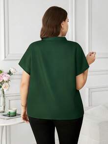 SHEIN Clasi 大码撞色翻领短袖优雅简约夏季衬衫，适合女性办公室着装、工作装、嘉年华服装、2026嘉年华女性造型、春季嘉年华服装、春假夏季服装、夏季假期服装、优雅女式衬衫、花卉图案女式衬衫 - 彩色 - 查看 2