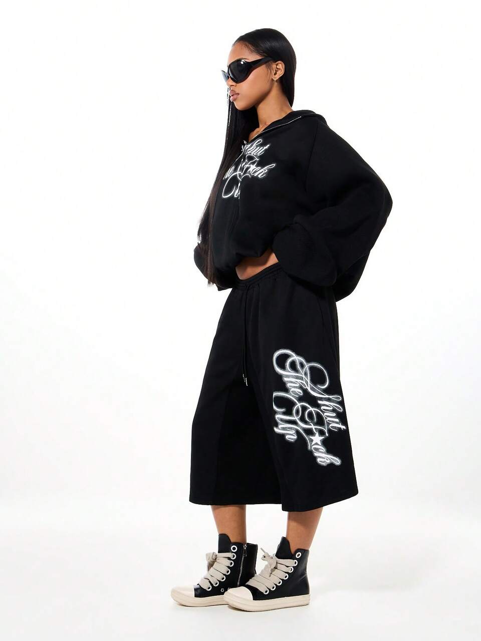SUMWON WOMEN Wide Leg Sweatpants With Script Print