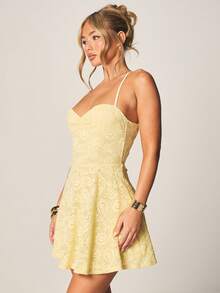 MISSGUIDED Lace Mini Dress With Sweetheart Neckline Halter Straps Paisley Pattern Flare Skirt Summer Party Formal Occasion Feminine Elegant Style - Light Yellow - View 4
