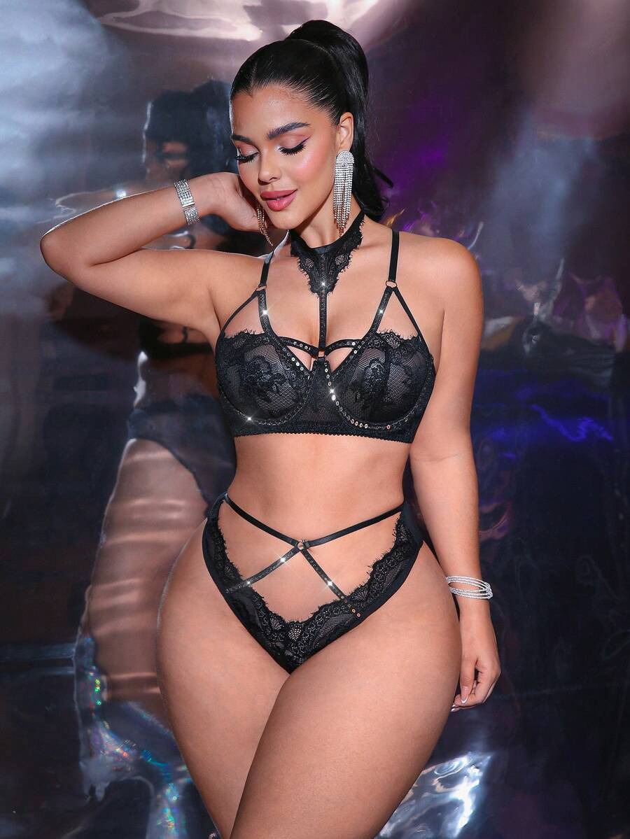 2pcs Black Lace Rivet Choker Sexy Lingerie Set - Black - View 1