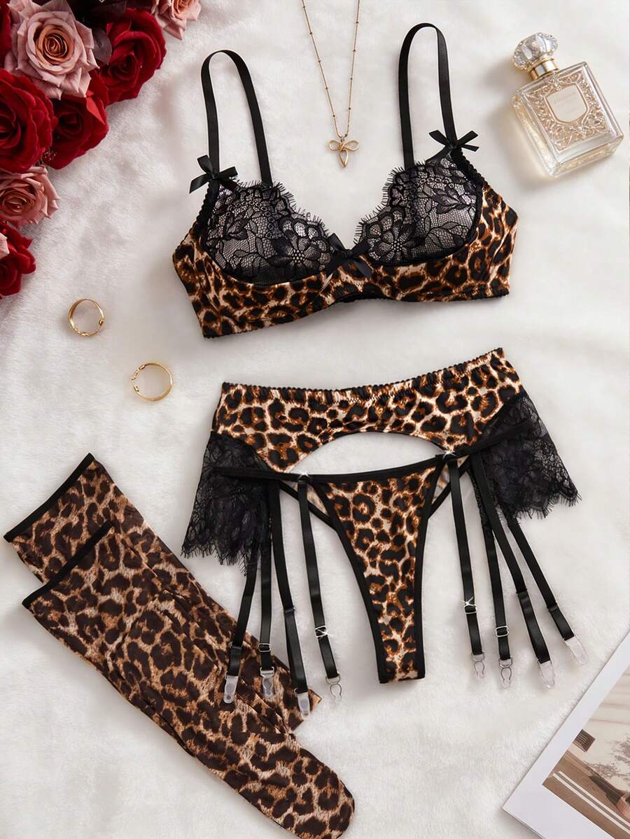 Conjunto de lencería sexy de 4 piezas con estampado de leopardo y encaje para mujeres - Multicolor - Ver 1