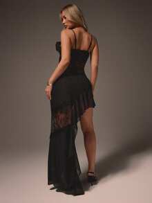 MISSGUIDED 优雅荷叶边蕾丝拼接吊带长裙，不对称下摆 - 黑色 - 查看 3