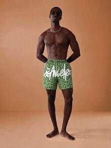 SUMWON 男士洛杉矶抽象印花沙滩泳裤，夏季度假泳装，常规版型，弧形裤脚，绿色图案沙滩装 - 綠色 - 查看 3