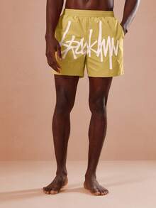 SUMWON Quần bơi nam màu vàng mù tạt in họa tiết và logo chữ viết tay, thích hợp cho kỳ nghỉ hè, đi hồ bơi. - Màu vàng - Xem 1