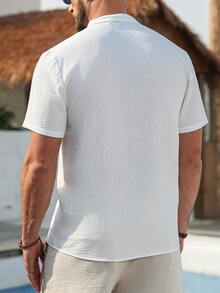 Manfinity RSRT 男士立领衬衫，带胸袋，时尚百搭，适合日常穿着 - 白色 - 查看 2