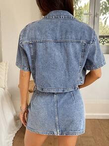Rivivi Women's Short Sleeve Single-Breasted Cropped Casual Denim Jacket - Light Wash - View 2