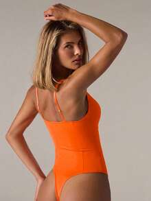 SHEIN BAE Bodysuit Camisole Wanita Warna Polos Sederhana dengan Leher V Dalam dan Kawat Penyangga - Jeruk - View 2