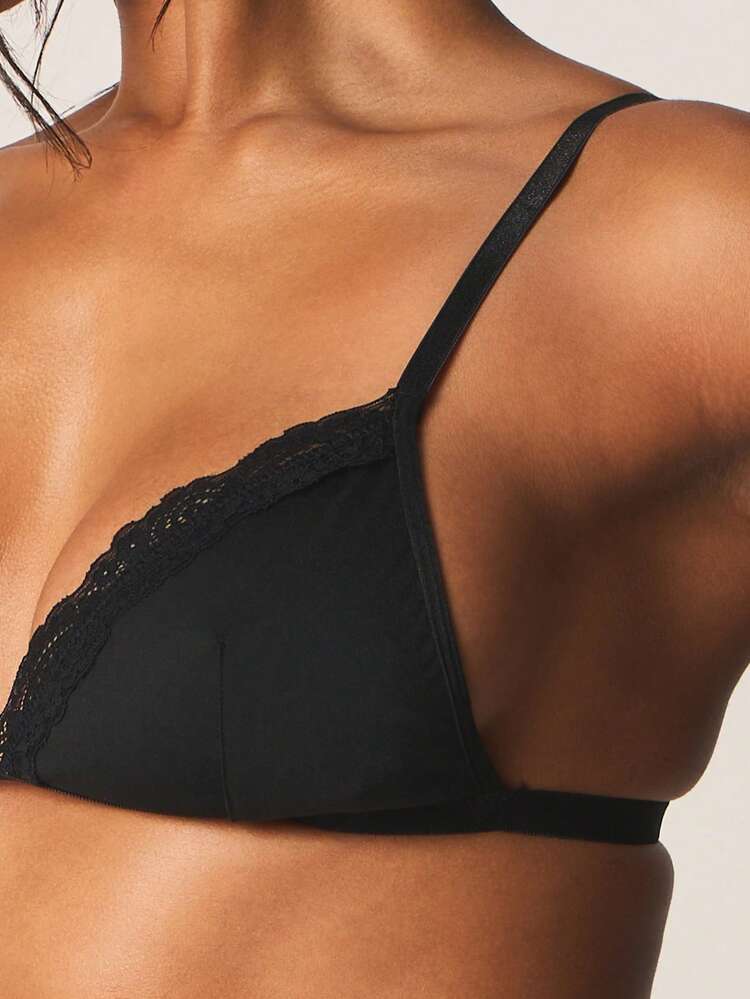 MISSGUIDED Lace Trim Plunge Bralette With Adjustable Straps And Deep V Neckline For Everyday Comfort And Intimate Occasions