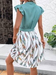 SHEIN Clasi 女士优雅绿色纹理面料V领短袖印花系带A字中长连衣裙，夏季度假装 - 彩色 - 查看 2