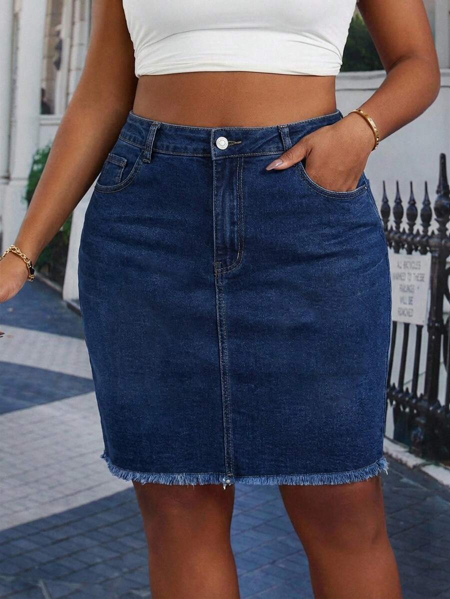 SHEIN Essnce Plus Size Solid Color Casual Denim Skirt With Pockets And Belt Loops, Versatile For Summer - Medium Wash - View 1