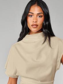 MISSGUIDED Atasan Rajut Kerah Tinggi Lengan Pendek dengan Siluet Pas Badan untuk Pakaian Kasual Sehari-hari - Krim - View 4