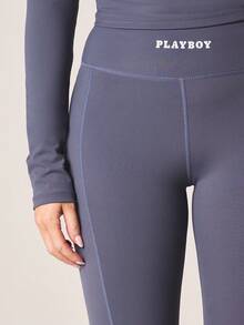 Missguided x Playboy 高腰喇叭瑜伽裤，腰带饰有品牌标志 - Dark Blue - 查看 5