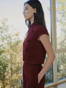 Nöista Jacquard Two Pieces Set Features A Textured Fabric In Burgundy, Chinese Buttons, Paired With Wide-Leg Pants Medium Rise. - Burgundy - View 3