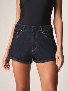 MISSGUIDED Quần short denim cạp cao với khuy cài ẩn, món đồ không thể thiếu cho các lễ hội mùa hè. - Rửa tối - Xem 1