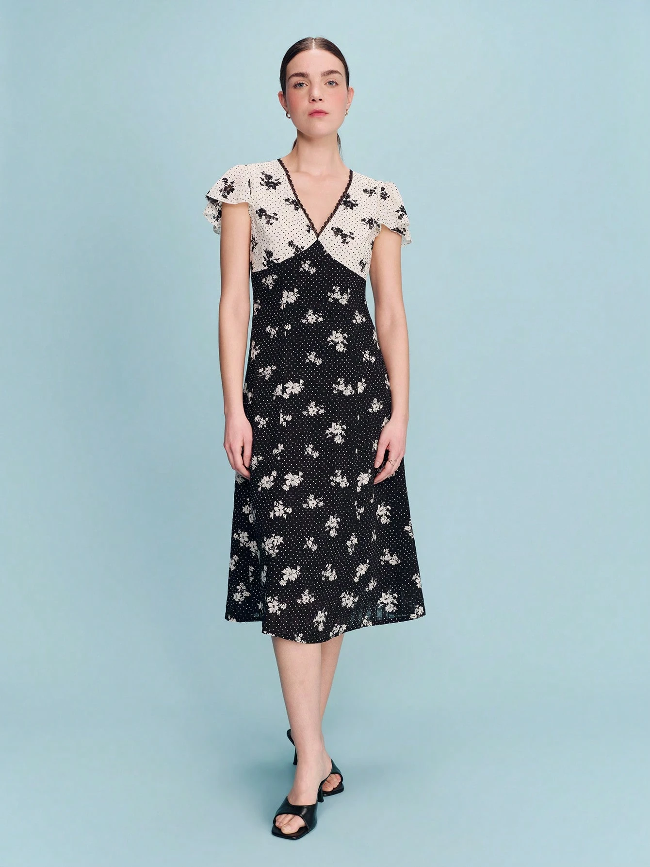 Polka Dot Monochrome Contrast Print Midi Dress With Short Sleeves Vintage Style Chic Spring Summer Vintage Dress Floral Midi Dress Tea Dress French Style Dress Hibiscus Dress Vacation Holiday Dress