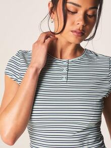 MISSGUIDED Striped Short Sleeve Henley Top With Button Placket Detail Casual Ribbed Knit Tee For Spring Summer Daily Wear Comfort Fit - Multicolor - View 5