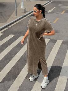 SHEIN EZwear 咖啡棕色加大码宽松长款雪花印花T恤裙 - 咖啡棕 - 查看 4