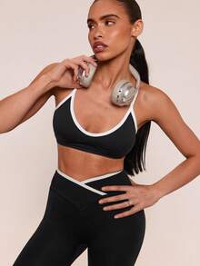 SHEIN BAE Ensemble de soutien-gorge de sport et leggings avec bandes contrastées et dos croisé élastique pour femmes, idéal pour le yoga et l'entraînement - Noir - Voir 6