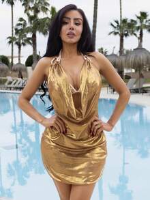 Swim SXY 女士时尚披肩，性感深V领，闪亮亮片，挂脖系带，露背设计，沙滩风，防晒，度假休闲风，网红爆款 - 金色 - 查看 9