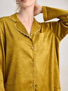 Ocili Kvinnors pyjamasset med långärmad topp och byxor i kontrastfärgad spets - Senapsgul - Visa 5