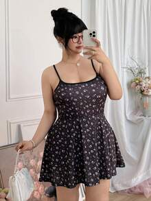 CovetEZ Bộ áo liền quần dáng rộng họa tiết hoa nhí cỡ lớn - Nhiều màu - Xem 4