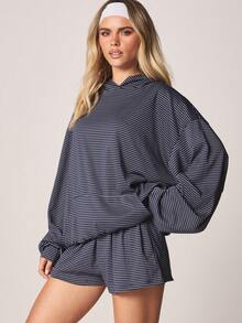 MISSGUIDED Striped Drawstring Waistband Casual Lounge Shorts Perfect For Relaxed Weekend Comfort And Cozy Home Days - Blue and White - View 4