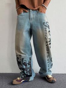 PAVTROS Quần jeans nam dáng casual, in chữ, chất liệu denim mài, có túi xéo. - Rửa nhẹ - Xem 6