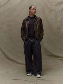 Musero 宽松修身长袖短款皮革夹克，隐形门襟设计，适合秋季和冬季穿着。 - 巧克力棕 - 查看 5