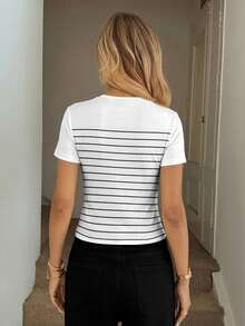 Easowa 女士休闲圆领修身黑白条纹短袖T恤，适合春夏穿着 - 彩色 - 查看 2