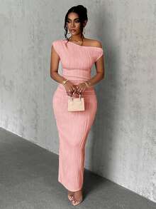 Veslaya 夏季新款优雅白色斜肩露肩前褶裥修身长裙连衣裙，波浪纹理针织面料，女士夏季连衣裙，春季服装 - 粉色 - 查看 3