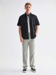 Manfinity VCAY Men's Woven Plain Velvet Thread Beaded Embroidery Short Sleeve Regular Fit Casual Shirt, Suitable For Daily Wear In Spring And Summer - Black - View 7