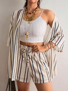 Freevana 大码女式夏季沙滩度假撞色条纹印花宽松上衣和短裤两件套 - 米色 - 查看 1