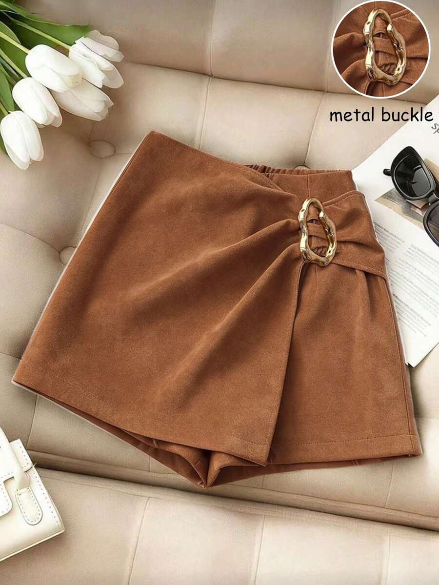 SHEIN Franclia 时尚休闲通勤百搭麂皮绒高腰开衩春秋夏季四季女式短裤，女式双层开衩A字裙裤，女式裙裤套装，女式休闲短裤，时尚日常休闲装，都市教师职业装女式纯色休闲百搭裙裤套装，夏季短裤，春季短裤 - 卡其色 - 查看 1
