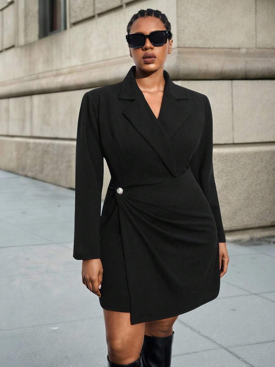 Maija 大码女式黑色翻领深V腰身褶皱都市办公套装连衣裙，浪漫、时尚、百搭；舒适、时尚、优雅、休闲、简约日常穿着、必备单品、纯色、假日休闲、得体、单身女士、优雅时尚商务休闲女装外出上衣、女士商务休闲女装秋季服装、大码约会之夜服装、女士商务休闲女装曲线圣诞节万圣节墨西哥非洲西装连衣裙燕尾服连衣裙、女士裹身连衣裙扭结前襟连衣裙/秋冬 - 黑色 - 查看 1