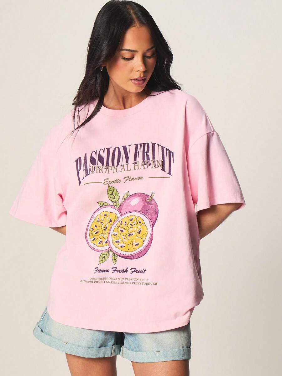 MISSGUIDED Camiseta de algodón oversize con cuello redondo y mangas cortas, con estampado tropical de maracuyá - Rosa - Ver 1