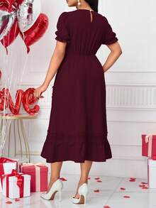 Đầm nữ kiểu retro thanh lịch cao cấp tay ngắn phối ren rỗng, tay phồng, eo xòe. - Màu đỏ tím - Xem 2