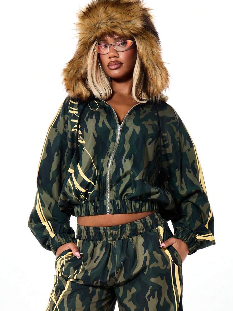 SUMWON Sweat-shirt à capuche oversize avec manches raglan, imprimé camouflage, graphique, avec panneaux contrastés