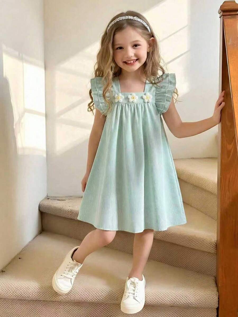 Elladie kids 女童蓝白条纹方领荷叶袖碎花宽松A字连衣裙，适合休闲、海滩、度假等场合，夏季穿着。