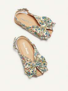 Cozy Pixies A Pair Of Fashionable Versatile Casual Fun Flowers Cute Bow Princess Style Pastoral Party Girls Baby Flat Sandals Suitable For Summer - Broken flower - View 5