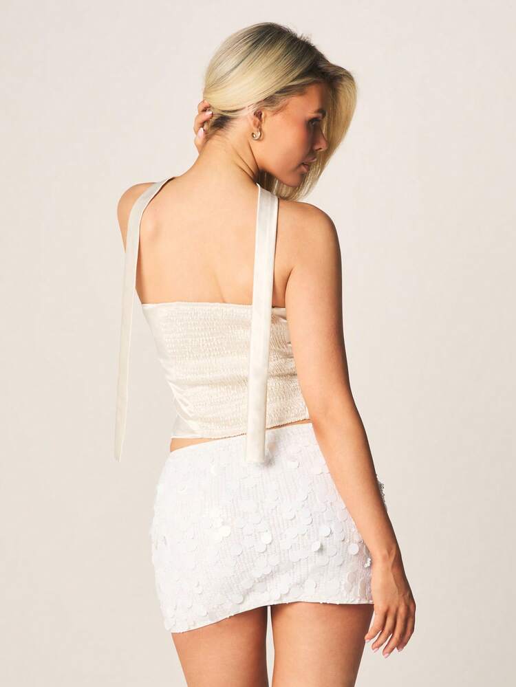 MISSGUIDED Satynowy top bandeau z ozdobnym paskiem choker na imprezę