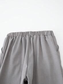 SHEIN 男童两件套西装，灰色单排扣西装外套+配套西裤，柔和的灰色调，适合婚礼等场合，修身剪裁 - 灰色 - 查看 5