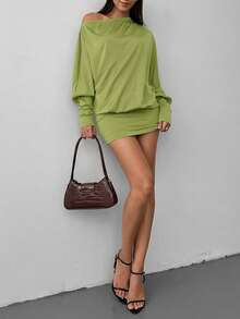 Aloruh Coffee Brown Knit Elastic Fabric Bodycon Asymmetric Shoulder Backless Mini Dress For Women - Green - View 2