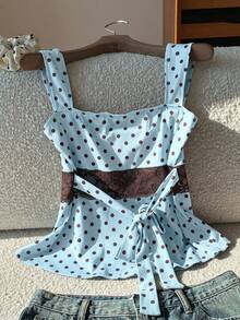 Comfortcana Mẫu áo hai dây thời trang nữ Xuân/Hè 2026 này có thiết kế phối màu ren chấm bi, phù hợp cho nhiều dịp như hè, Giáng sinh và Năm mới. Có thể mặc như áo dự tiệc, đồ đi biển, áo sơ mi nữ thanh lịch, áo sơ mi nữ thường ngày, áo chấm bi đi nghỉ mát, áo xanh retro hoặc áo hai dây thông thường. - Màu xanh lam - Xem 2