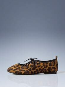 CUCCOO GRLICON Ladies Lace-Up, Trim, Flat Shoes - Multicolor - View 2