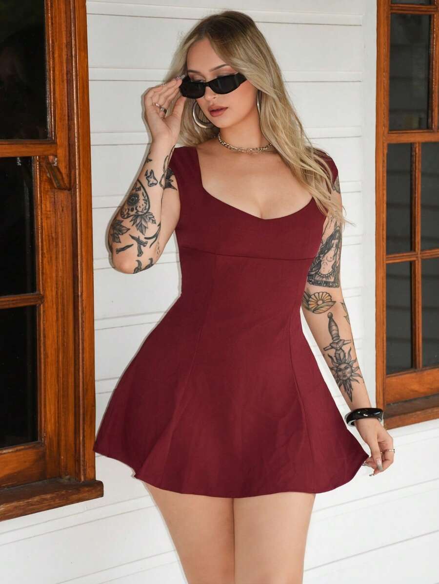 Arliah 女式纯色甜心领泡泡袖时尚迷你连衣裙 - 酒紅色 - 查看 1