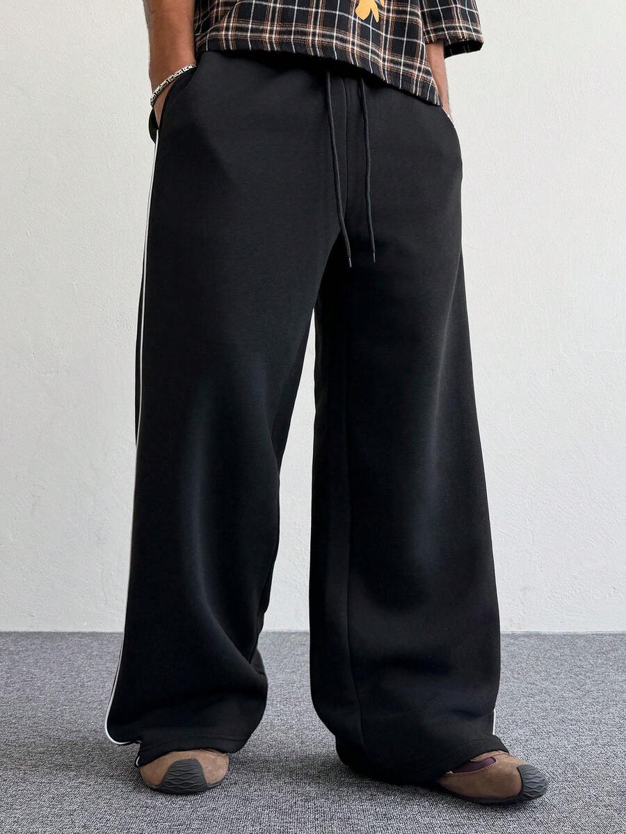 PAVTROS 男士撞色滚边斜插口袋抽绳腰休闲运动裤 - 黑色 - 查看 1